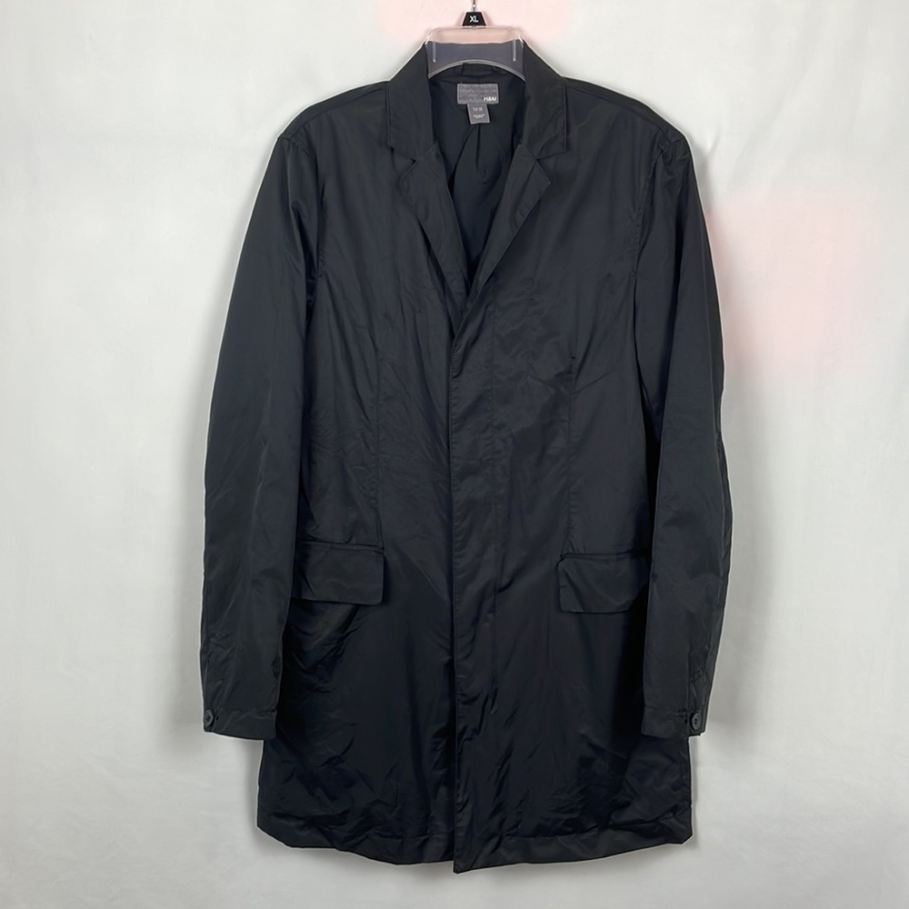 H&M Men's Black Trench Coat/Rain Coat w/Hidden Buttons Down Front - Size 36